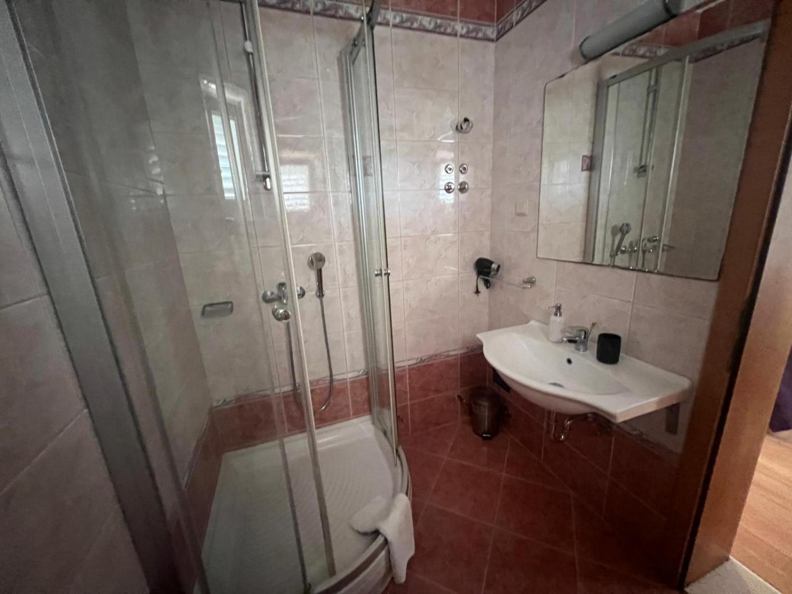 Apartments Adriatic Blue Дубровник Екстериор снимка